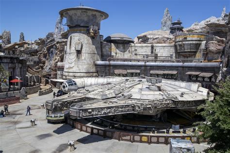 Star Wars In Florida Park Primer Vistazo De Las áreas Con Temática De