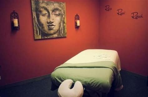 Relax Renew And Refresh Massage Therapy Massage Massage Therapy Healing Arts