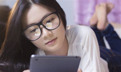 teens spend mind boggling seven hours a day in front of screens researchers find the epoch