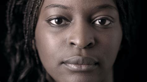 Ouvrir La Voix Documentaire Choc Sur Le Racisme Contre Les Noires En France Ici Radio Canada Ca