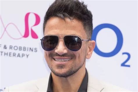 Peter Andre Defends Love Islands Molly Mae Hague And Tommy Fury After