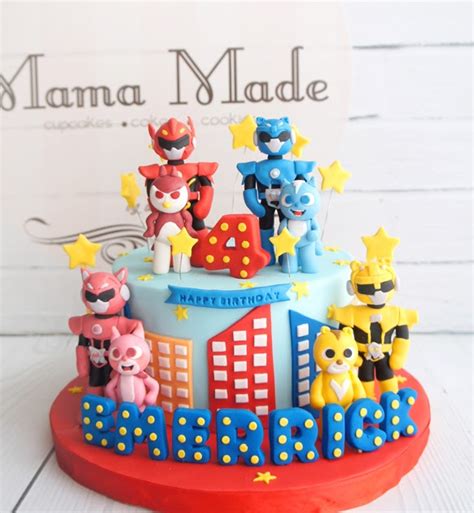 Mama Made Cakes Mini Force Cake