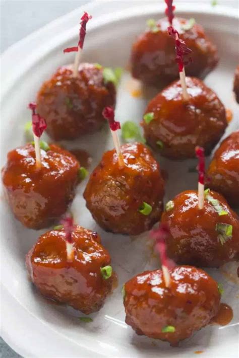 These easy christmas snacks made the nice list. These 15 Christmas Appetizers Will Ignite Any Holiday Meal This Season