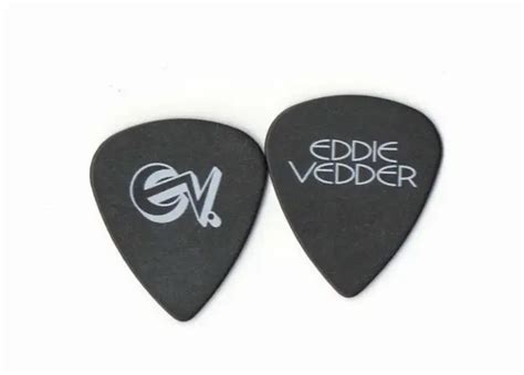 Eddie Vedder Pearl Earthlings Tour 2022 Guitar Pick 3 40000 Picclick