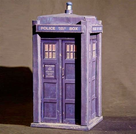 Papermau Doctor Who The Tardis Paper Model In 112 Scale By Matt