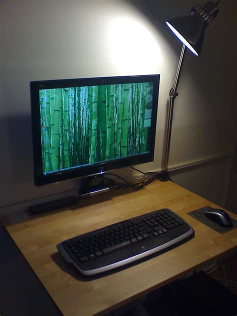 Space Saving Computer Monitor and Folding Desk Idea : 4 Steps ...
