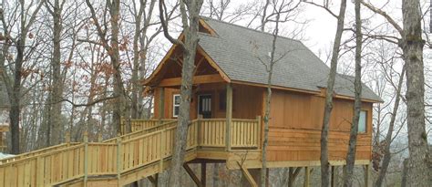 Did you know that none of the streets cross at right angles or that every floor of the seven story basin park hotel is ground level. Eureka Springs Treehouses | Enchanted Treehouse Cottages ...