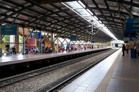 Before this, the only way to mid valley via public transport was to use the ktm, stop. Mid Valley KTM Station - klia2.info