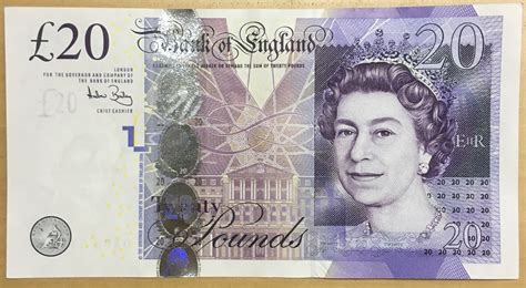 Great Britain Elizabeth Of The £20 Pounds Banknote With Three Heads
