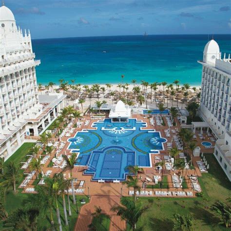 Welcome To The Hotel Riu Palace Aruba The Travelplanners Couple