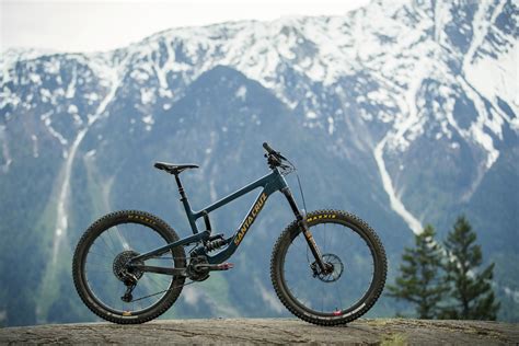 The New Santa Cruz Nomad Is Longer And Slacker Than Ever First Ride