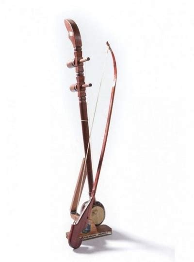 Doll alat musik tradisional bengkulu. 10+ Alat Musik Gesek dan Asal Daerahnya + Gambar (Lengkap)