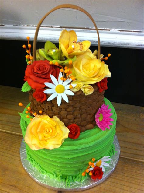 This basket of flowers cake was made specially for teacher's day. 15 Artistic and Legendary Cakes for any Occasions