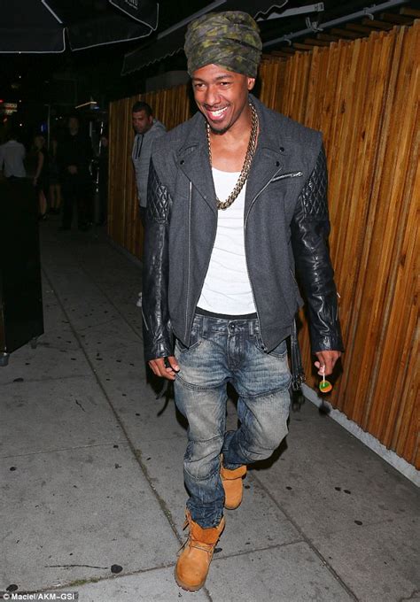 Nick Cannon Shows Off Turban As He Leaves Hollywood Hot Spot The Nice