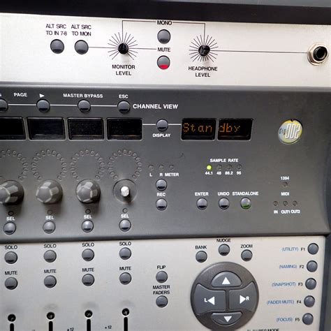 Digidesign Digi 002 Mx002 Firewire Pro Tool Le Sys Mixer Midi Audio