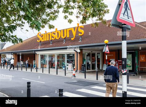 Green Lanes Harringay Shops Hi Res Stock Photography And Images Alamy