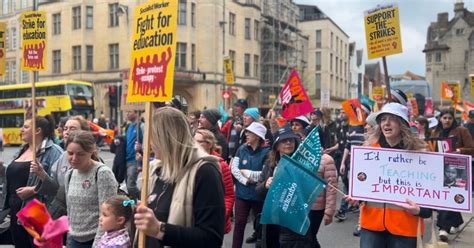 Hundreds Of Teachers Parents And Children March In Oxford To Support