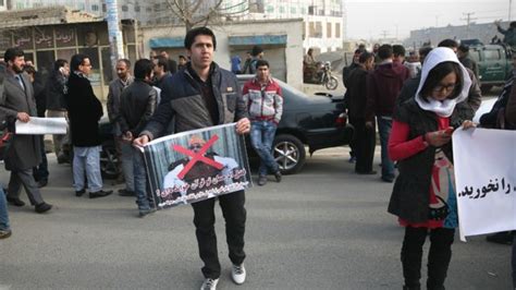 فضل الرحمن کے خلاف کابل میں مظاہرے Bbc News اردو