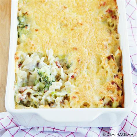 Pasta Ovenschotel Met Broccoli Kip En Kaassaus Knutselen In De My Xxx