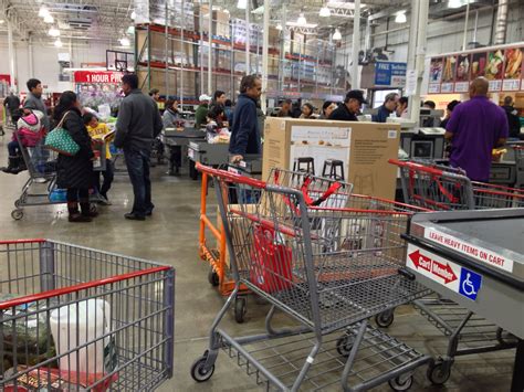 This article lists 22 healthy options that students can purchase. Do You Really Know What You're Eating?: New items at Costco and a surprising $3 price hike