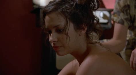 Lacey Chabert Desnuda En The Scoundrels Wife