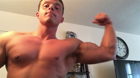 Teen Bodybuilder Muscle Flexing Full Video Link In The Description