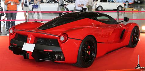 Motori, interni e prezzo della nuova ibrida. File:Ferrari LaFerrari rear.jpg - Wikimedia Commons