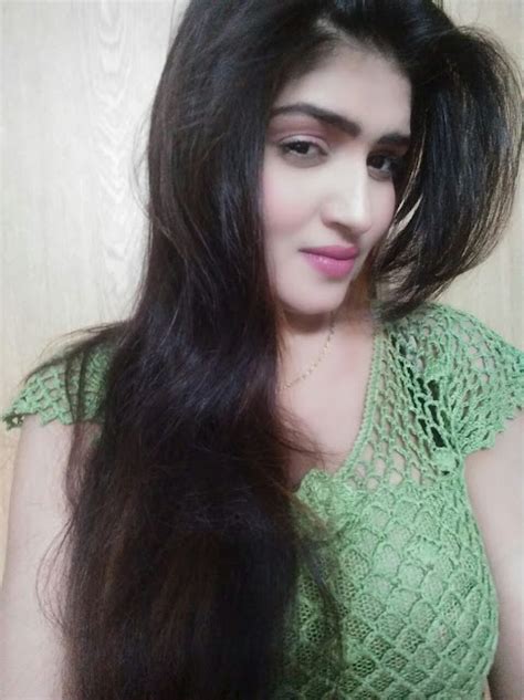 find the perfect beautiful girls selfie hamna cute and beautiful pakistani selfie girl from sialkot