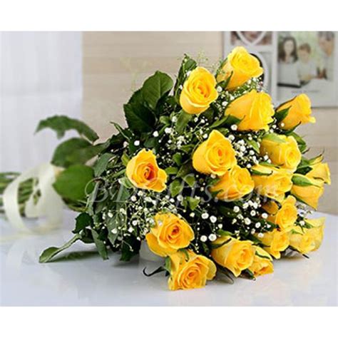 Online Imported Yellow Roses In Bouquet Bdts