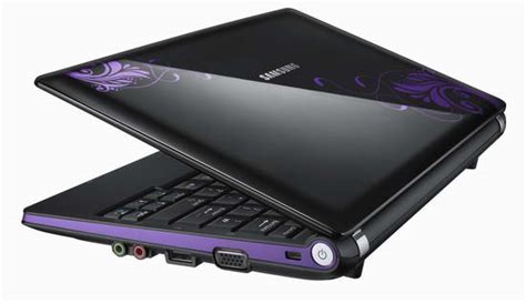 Video review of the samsung nf210 mini laptop. Samsung Mini Laptop for Women