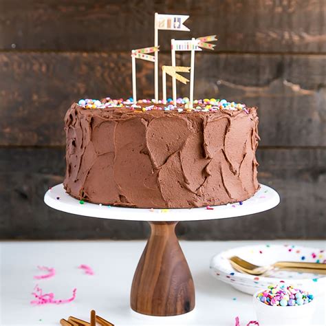 I usually have a lot of faith in ba recipes, but. Classic Birthday Cake | Liv for Cake