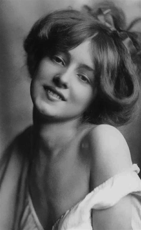 Of The Most Beautiful Women Of S Edwardian Era Evelyn Nesbit