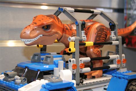 Lego Star Wars Jurassic World Marvel And Dc Sets Revealed Collider