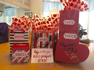 Valentine's day gifts to him means a lot because after his mom his girlfriend best & special valentines day idea for her. Creative Romantic Valentines Day Ideas for Him/Her At Home ...