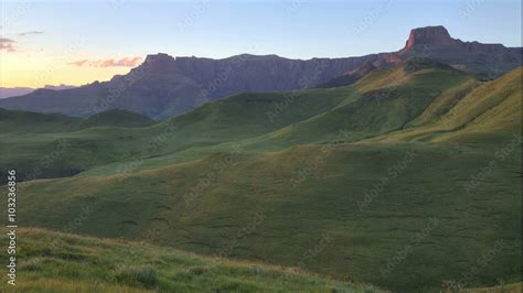 4k Time Lapse Time Of Sunrise Lighting Up The Amphitheatre Of