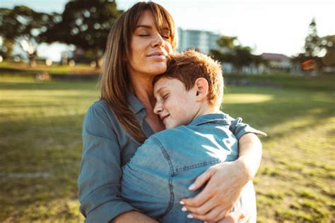 130100 Madre E Hijo Adolescente Fotografías De Stock Fotos E