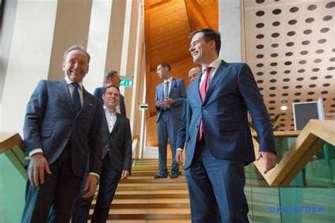 Українці в нідерландах — українці третьої та четвертої хвиль еміграції та їхні нащадки, що проживають в нідерландах. Україна та Нідерланди мають розширити взаємодію у ...