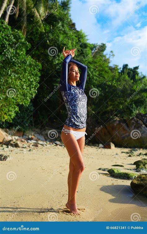 Summer Relaxation Holidays Travel Vacation Woman On Beach Stock Image Image Of Recreational