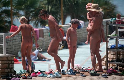 Swim Pool Passerbys From Pure Nudism Gallery 10 9 MB TheNudism Site