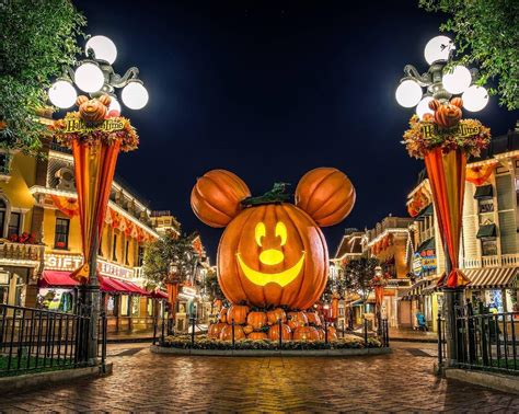 Disney World Halloween Wallpapers Top Free Disney World Halloween