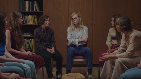 watch greta gerwig elle fanning and annette bening in the trailer for 20th century women
