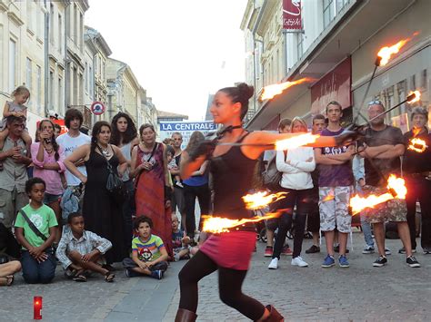 Street Performance Cassiopeia