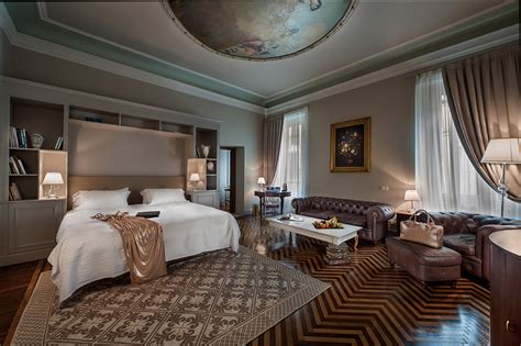 Luxury Hotel Bedrooms Design Historyofdhaniazin95