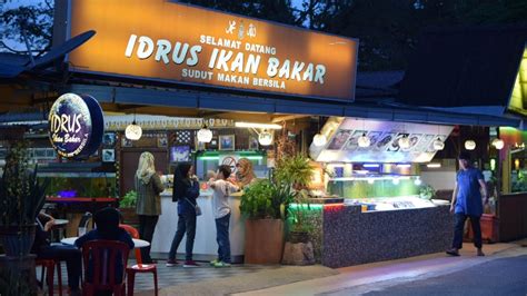 The capital of the district bandar penggaram, batu pahat is located at. IDRUS Ikan Bakar, Gelugor, Penang, best seafood, fresh ...