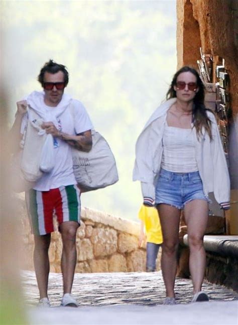 Olivia Wilde And Harry Styles Were Photographed On An Italian Vacation Over A Year Into Dating