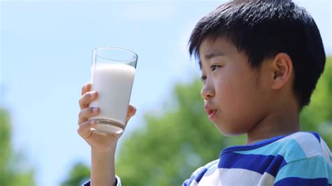 No One Does A Weird Milk Commercial Quite Like Japan GeekTyrant