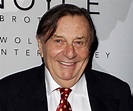 Barry Humphries Biography - Childhood, Life Achievements & Timeline