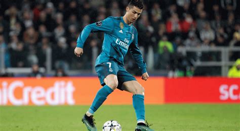 New tab extension with fan material of cr7 juventus hd wallpapers. Ronaldo makes history as Madrid beats Juve in Champions ...