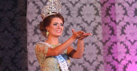 Fotos Mineira Vence Miss Rio De Janeiro 2012 Sob Vaias Do Público 26