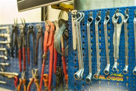 How To Organize Your Tool Chest Tips And Tricks Of The Trade